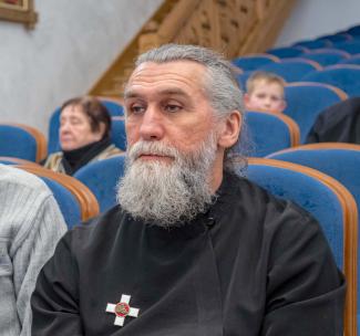 отец Сергий